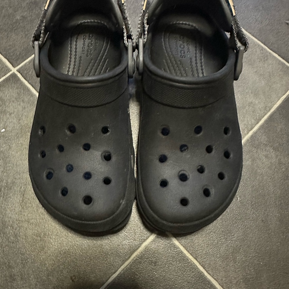 Crocs - Picture 3 of 4